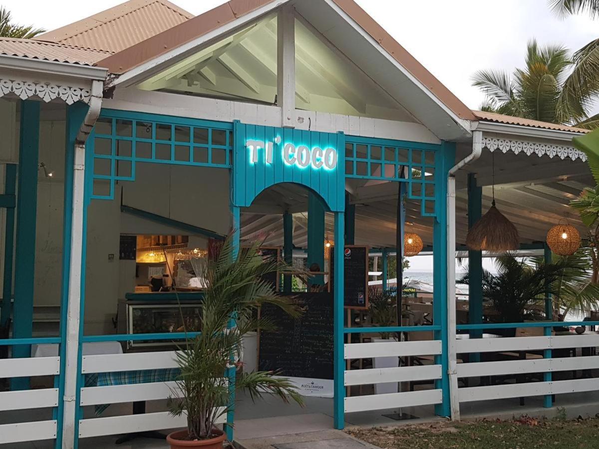 Petit Paradis Saint-Francois (Grande-Terre)